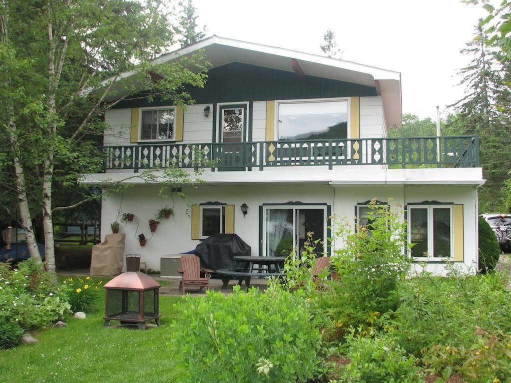 Chalets Laurentides มงต์-ทร็องบล็องต์ ภายนอก รูปภาพ