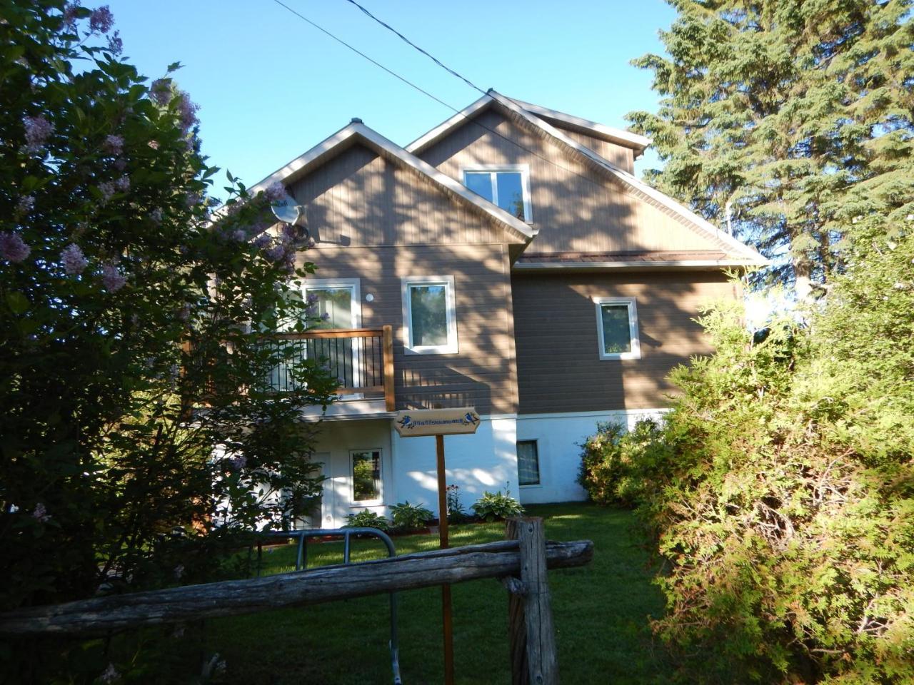 Chalets Laurentides มงต์-ทร็องบล็องต์ ภายนอก รูปภาพ